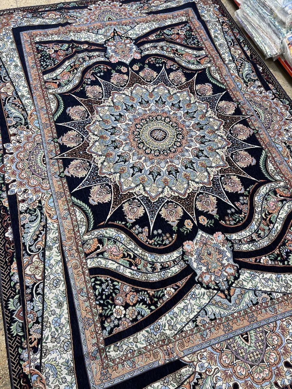 روفرشی مخمل ابریشم زرک دار کد ۰۱۳
