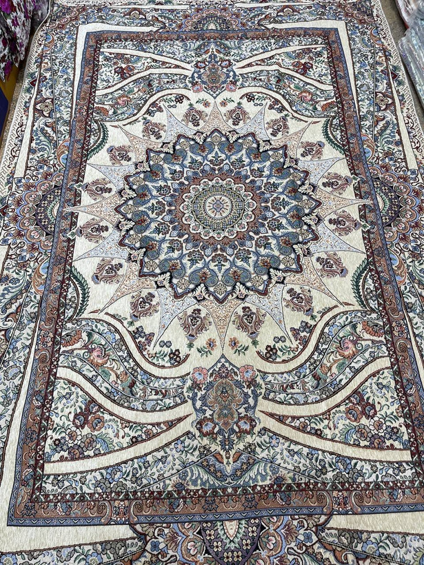 روفرشی مخمل ابریشم زرک دار کد ۰۱۳